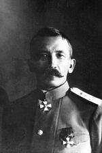 Генерал-лейтенант Л.Г. Корнилов в должности главнокомандующего войсками Петроградского военного округа.jpg